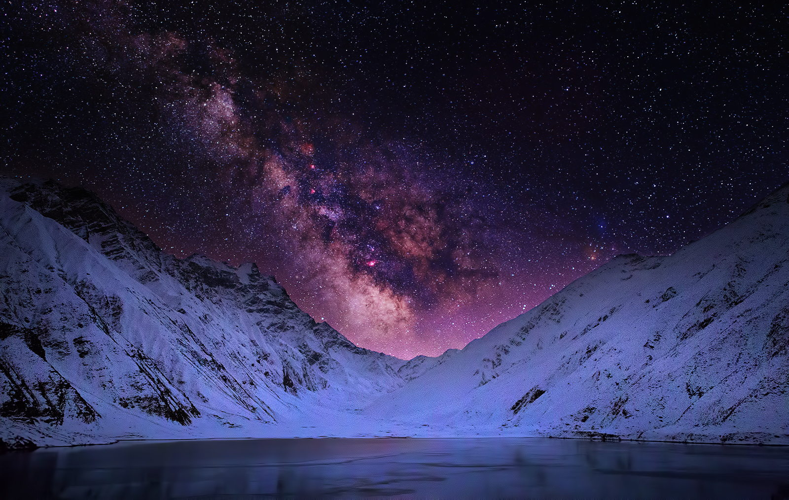 galaxy-night-view-milkyway-Saif-ul-Malook-Lake-water-naran-kaghan-sawat-vellay-imagedonkey